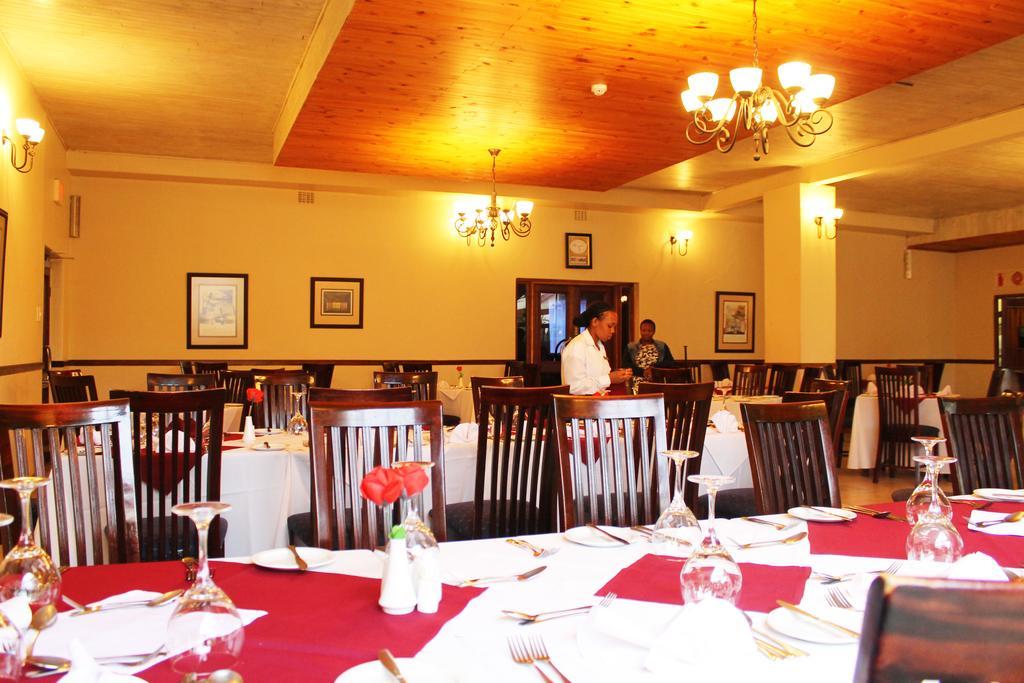 מאנזיני The George Hotel מראה חיצוני תמונה